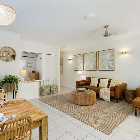 Oasis Luxe On Macrossan Street - Stylish Residence ポートダグラス エクステリア 写真