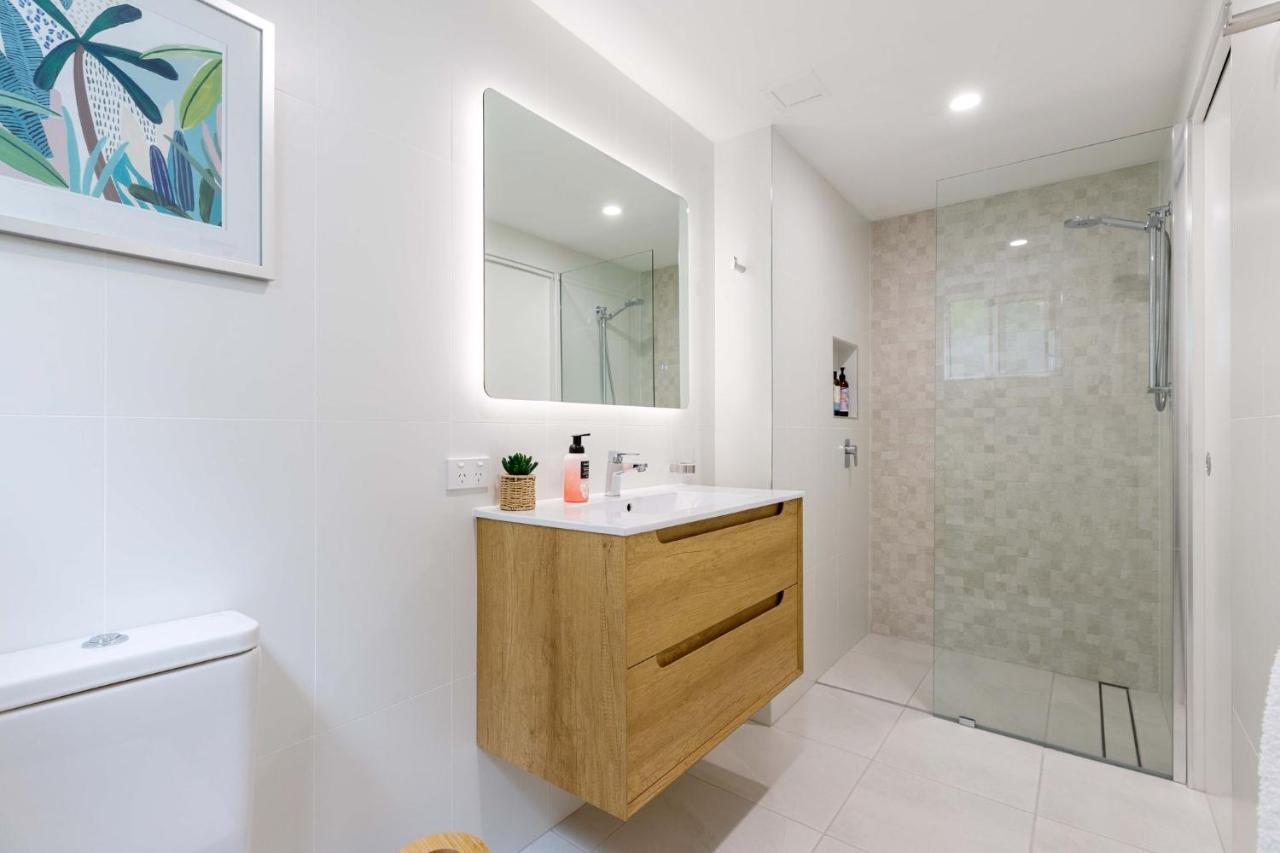 Oasis Luxe On Macrossan Street - Stylish Residence ポートダグラス エクステリア 写真